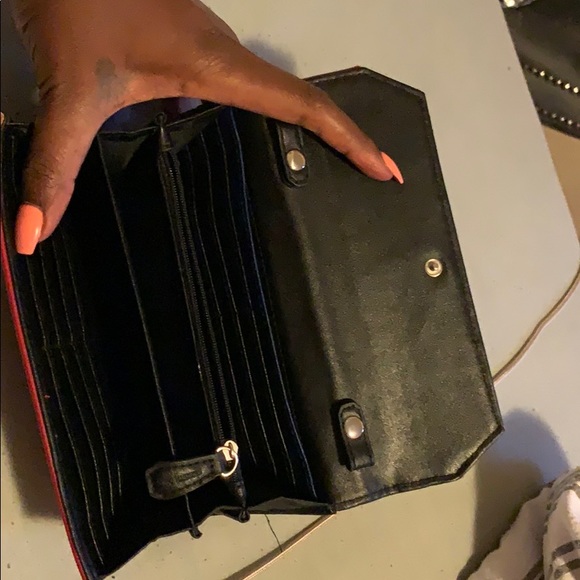 Wallet - Picture 4 of 4